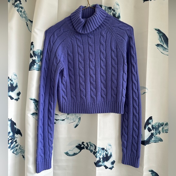 Purple cropped sweater - Picture 2 of 3